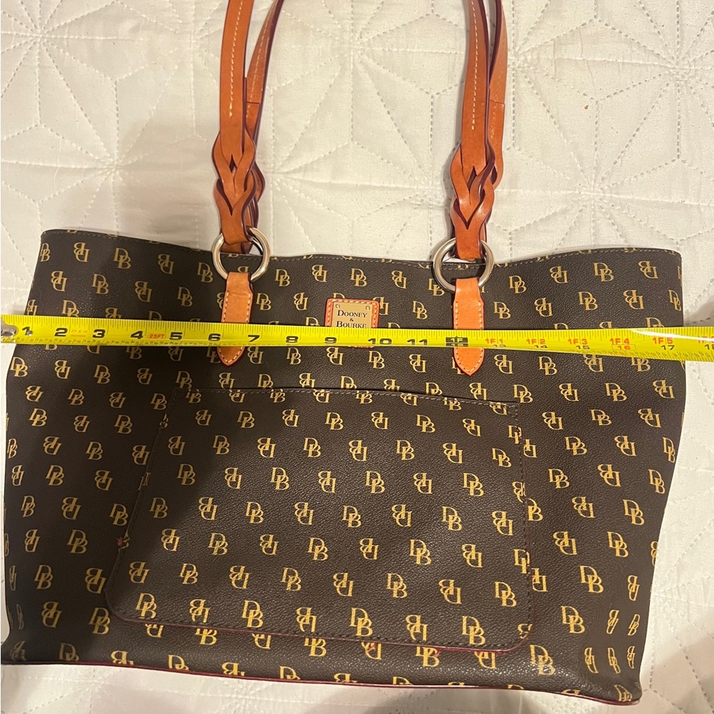 Dooney & Bourke purse - Picture 9 of 11